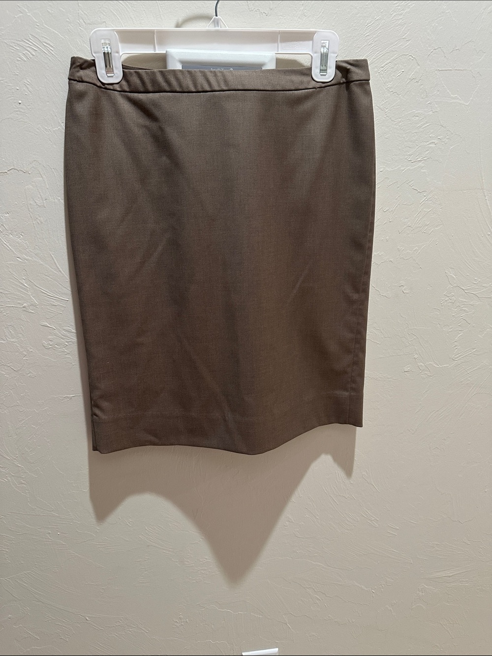 Gap skirt